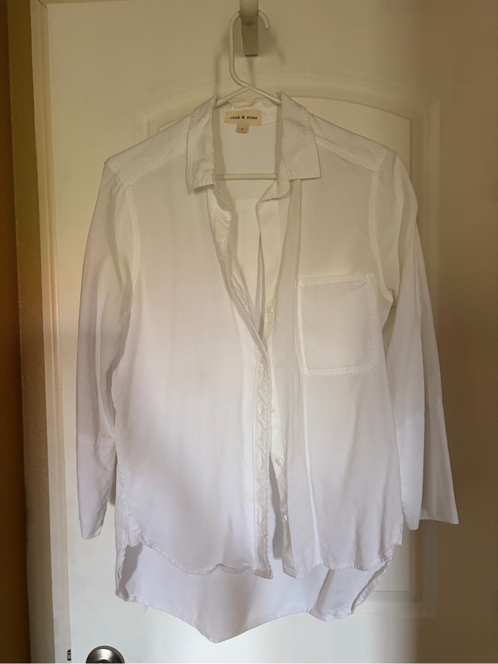 Cloth & Stone White Button up Sz. Sm